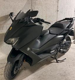 Tmax 560 2021