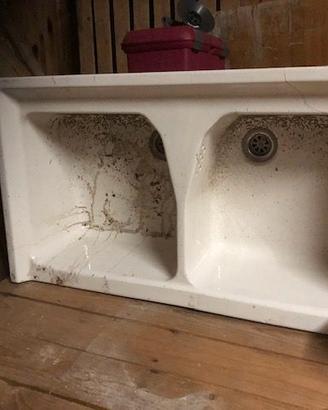 lavandino in ceramica