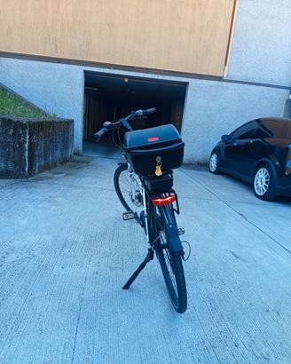 Atala b Easy s