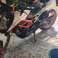 ktm duke 390