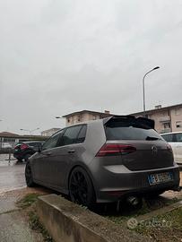 GOLF 7 1.6 Diesel 140cc R Line 17.000 TRATABILI