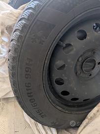 4 gomme invernali + cerchi Kumho