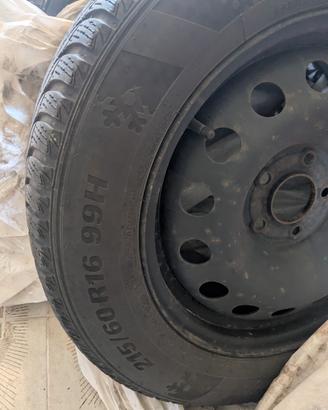 4 gomme invernali + cerchi Kumho