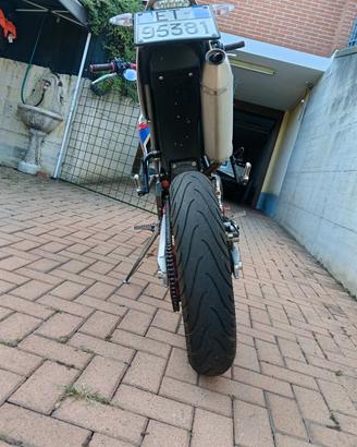 fantic motard 125
