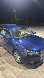 Audi a 1 (adatta per neopatentati)