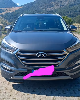 Hyundai Tucson suv  xpossible