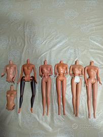 Lotto corpi di Barbie per pezzi di ricambio e ooak