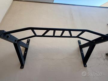 Sbarra per le trazioni, e maniglie Push up