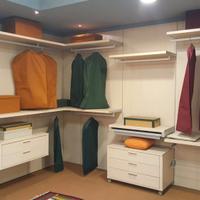 BUSNELLI PROPONE CABINA ARMADIO PER RINNOVO EXPO