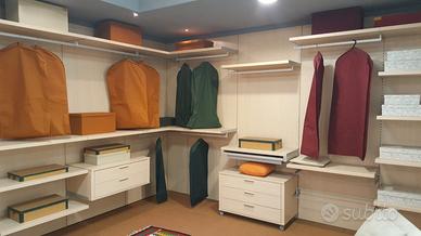 BUSNELLI PROPONE CABINA ARMADIO PER RINNOVO EXPO