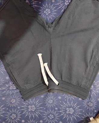 pantaloncini grigi  misura S 