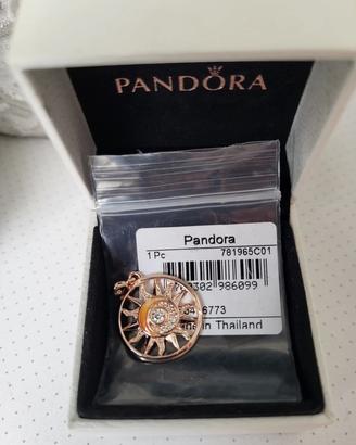 Medallion Sun Power Pandora ME 781965C01 Charm