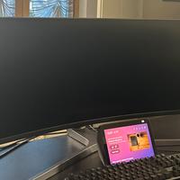 Samsung Odyssey CHG9 C49HG90-49" Curvo 144 Hz