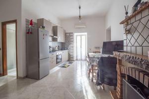 3 LOCALI A MARCELLINA