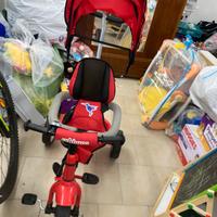 Triciclo con manubrio