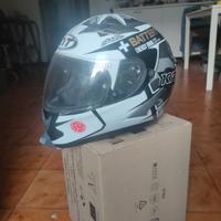 Casco integrale KIT . t. M  usato poche volte 