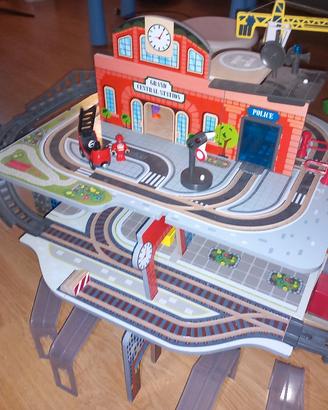 stazione treni xxl in legno + rotaie 