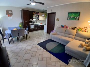 AP241 - Appartamento moderno con ingresso indipend