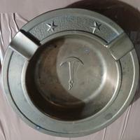 portacenere della marina 