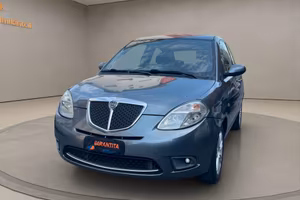 Lancia Ypsilon 1.4 Platino