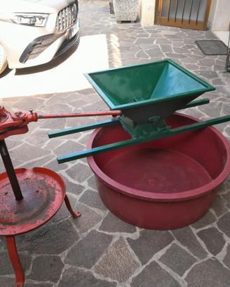 Attrezzatura per Fare il vino + tochio