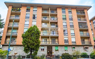 Appartamento a Torino 5 locali