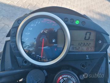Kawasaki Z750R
