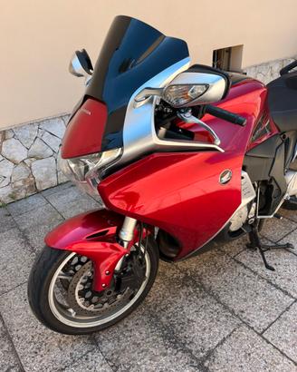 Honda VFR 1200 F cambio manuale