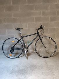 Bicicletta Bianchi telaio in alluminio