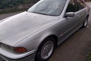 BMW E39 520IASI