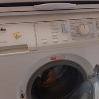 Lavatrice Miele, usata capacità 9kg.