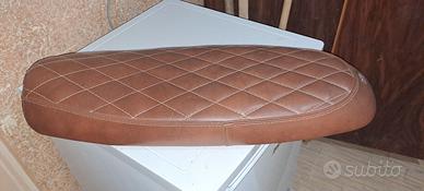 SELLA TRIUMPH BONNEVILLE SCRAMBLER