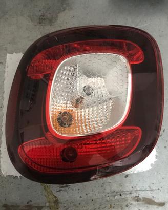 Stop posteriore DX Smart 453