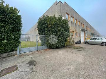 CAPANNONE A BOFFALORA SOPRA TICINO