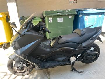 Yamaha tMax 530