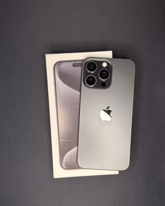 IPhone 15 Pro Max🛡️Garanzia 12 mesi