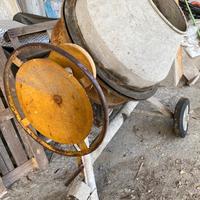 Betoniera elettrica usata