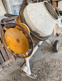 Betoniera elettrica usata