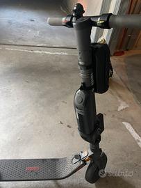 Monopattino ninebot segway es2