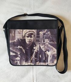 Tracolla con stampe stars della cultura pop