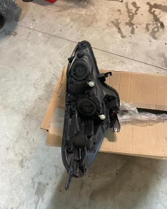 Faro opel corsa