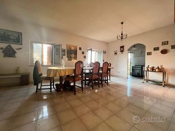 CASA INDIPENDENTE A BOVILLE ERNICA