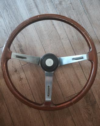 volante Hellebore Alfa Romeo d'epoca 