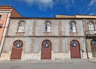 Negozio Venafro [VA TRMD222-27-C2VCG]