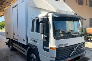 Camion frigorifero Volvo FL6 180