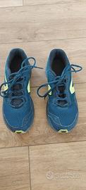 Scarpe da ginnastica n. 40