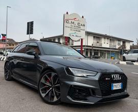 Audi A4 RS 4 Avant 2.9 TFSI quattro tiptronic