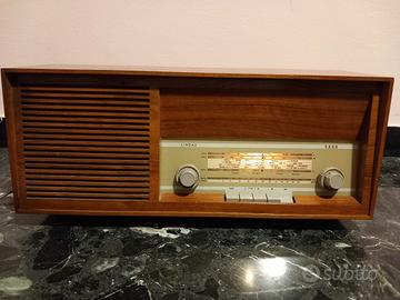Radio a valvole Saba Lindau 12