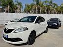 lancia-ypsilon-1-0-firefly-gold-12-2020