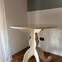 Tavolino in legno bianco Ikea